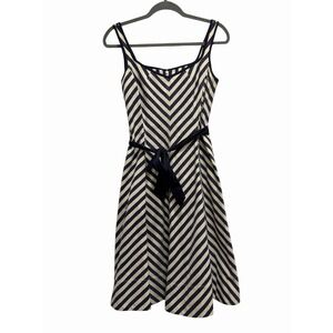 Talbots Shoreline Dress Chevron Striped Nautical Old Money 8P‎ Blue Off White